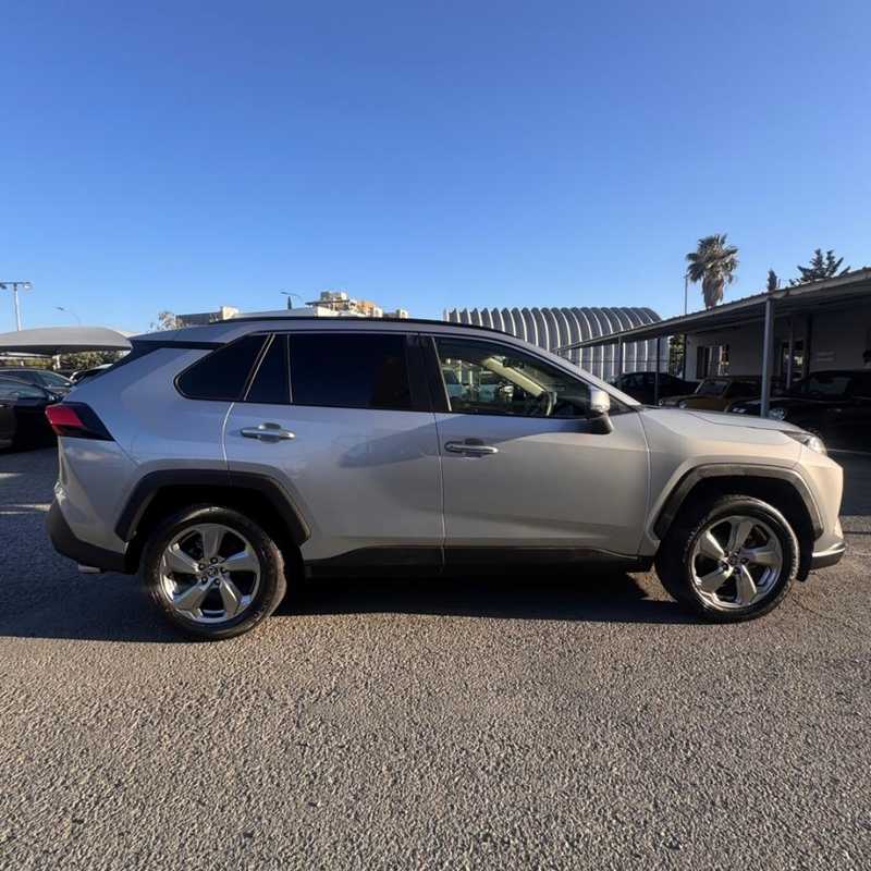 2021 Toyota RAV4 2,5L 2021 Cyprus