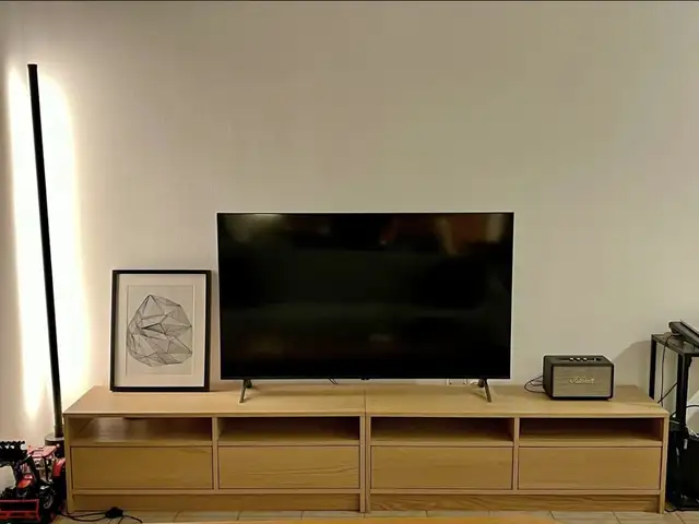 Ikea benno tv units / shelving excellent condition, Limassol — Kato Polemidia