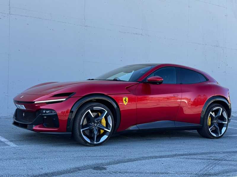 Ferrari Purosangue 6,5L 2025