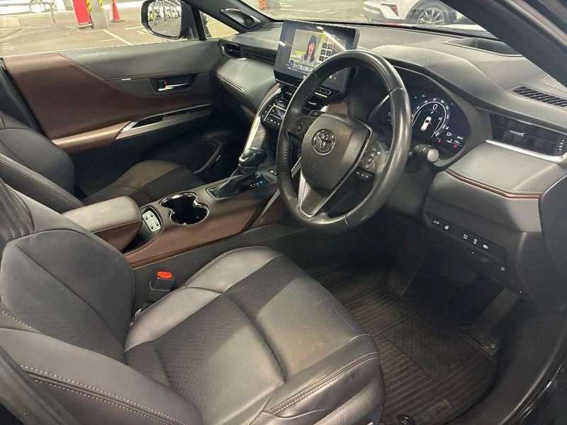 2023 Toyota Harrier 2,5L 2023 Cyprus