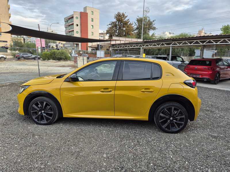 2022 Peugeot 208 1,2L 2022 Cyprus
