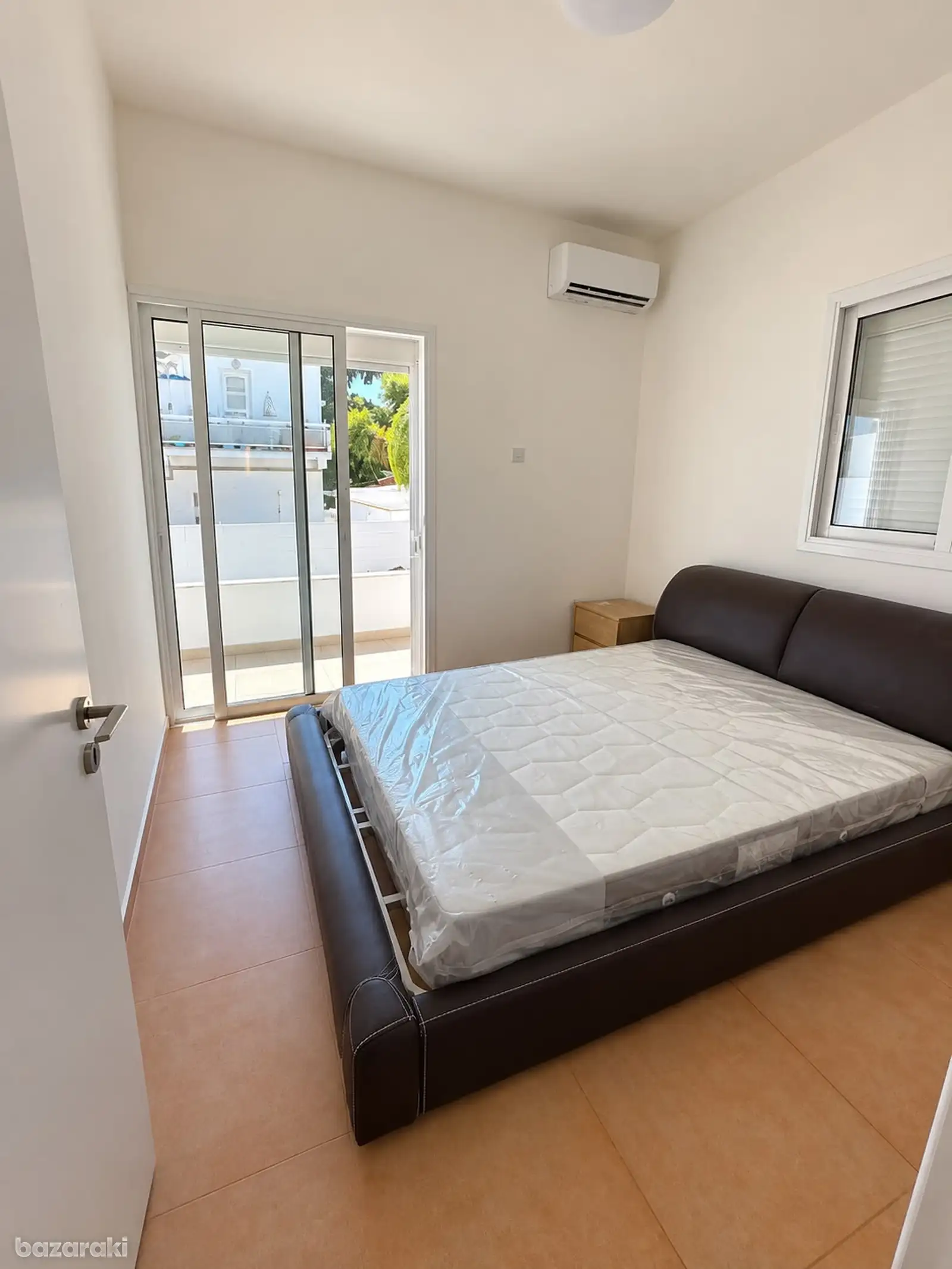 House, 3 bedrooms — 7