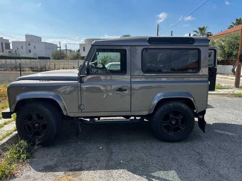 Land Rover Defender 2,2L 2016