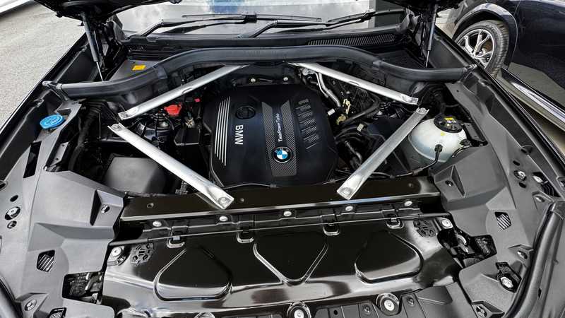 2022 BMW X6 3,0L 2022 Cyprus