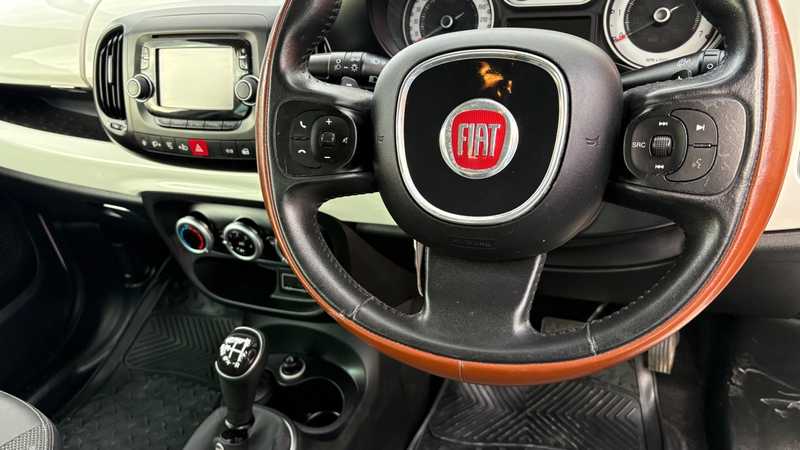 2016 Fiat 500L 1,3L 2016 Cyprus