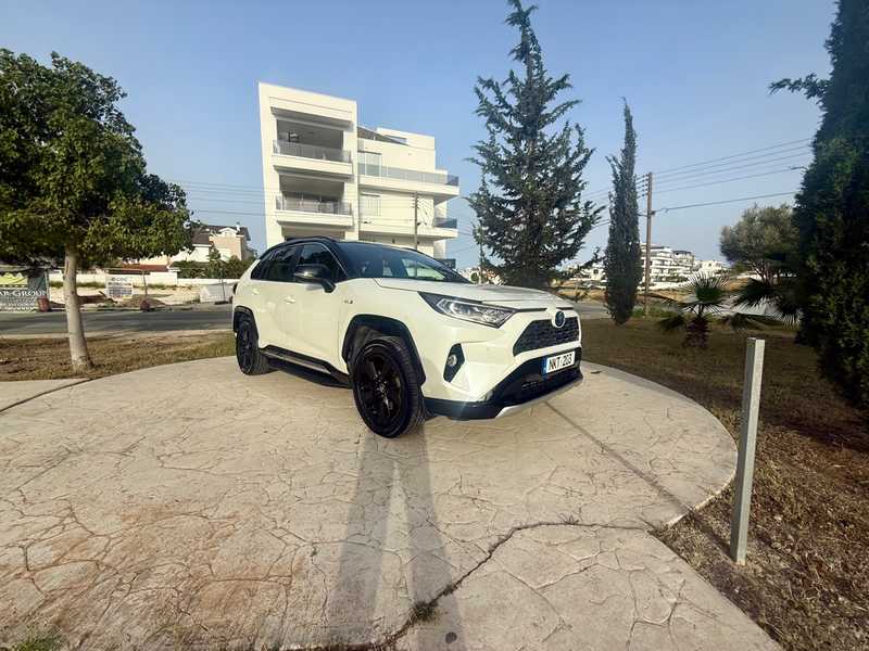 Toyota RAV4 2,5L 2019