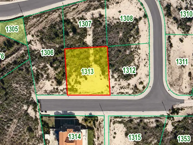 Residential Field 724 m², Nicosia — Nisou - 2