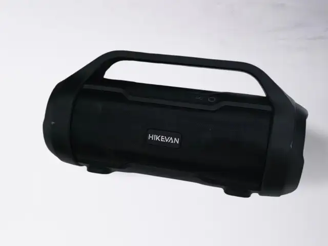 Portable bluetooth boombox speaker hikevan, Paphos — Paphos - Agios Theodoros