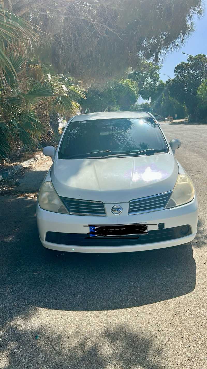 Nissan Tiida 1,5L 2004