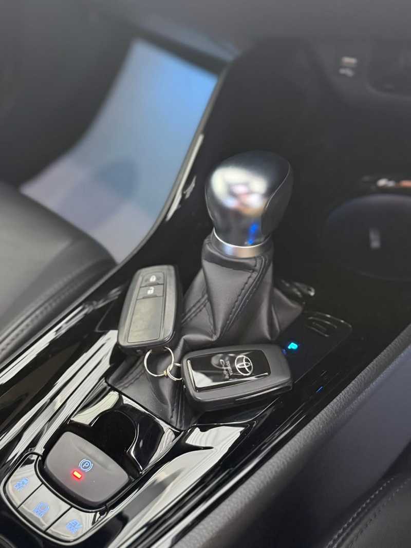 2021 Toyota C-HR 1,8L 2021 Cyprus
