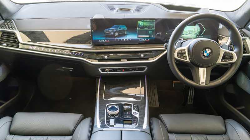 2025 BMW X7 3,0L 2025 Cyprus