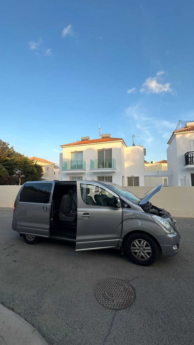 2016 Hyundai i800 2,5L 2016 Cyprus