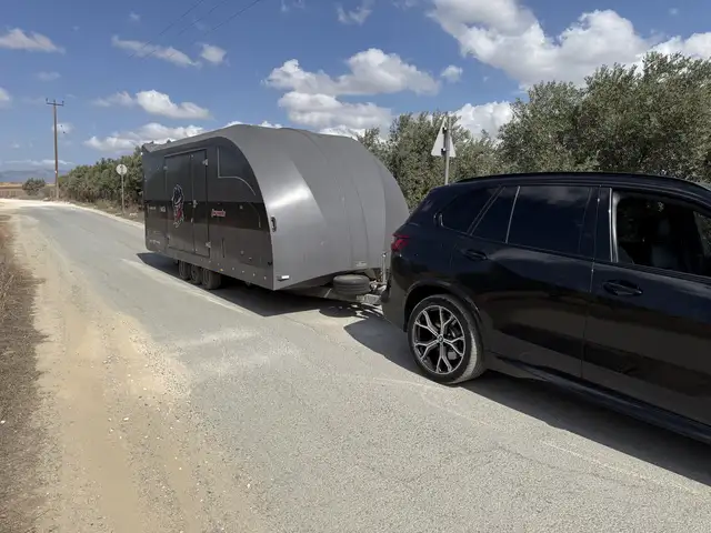 2021 brian james race transporter 6, Limassol — Pyrgos Lemesou