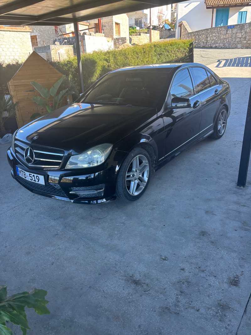 Mercedes-Benz C-Class 2,5L 2013