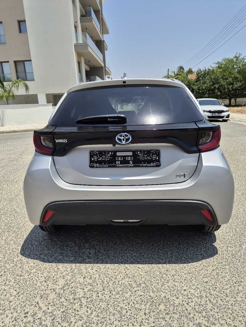 2022 Toyota Yaris 1,5L 2022 Cyprus