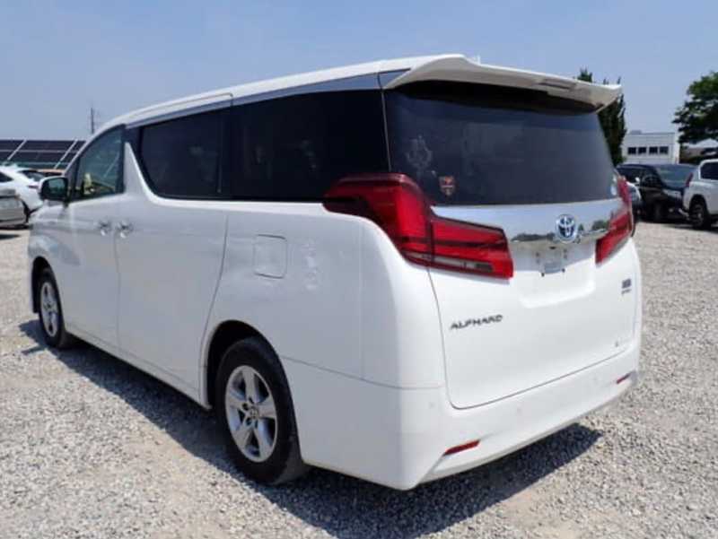 2022 Toyota Alphard 2,5L 2022 Cyprus