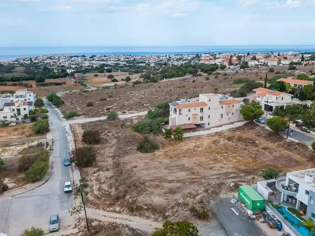Residential Plot 671 m², Επαρχία Πάφου — Έμπα