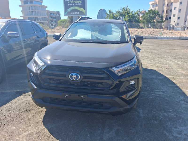 Toyota RAV4 2,5L 2025