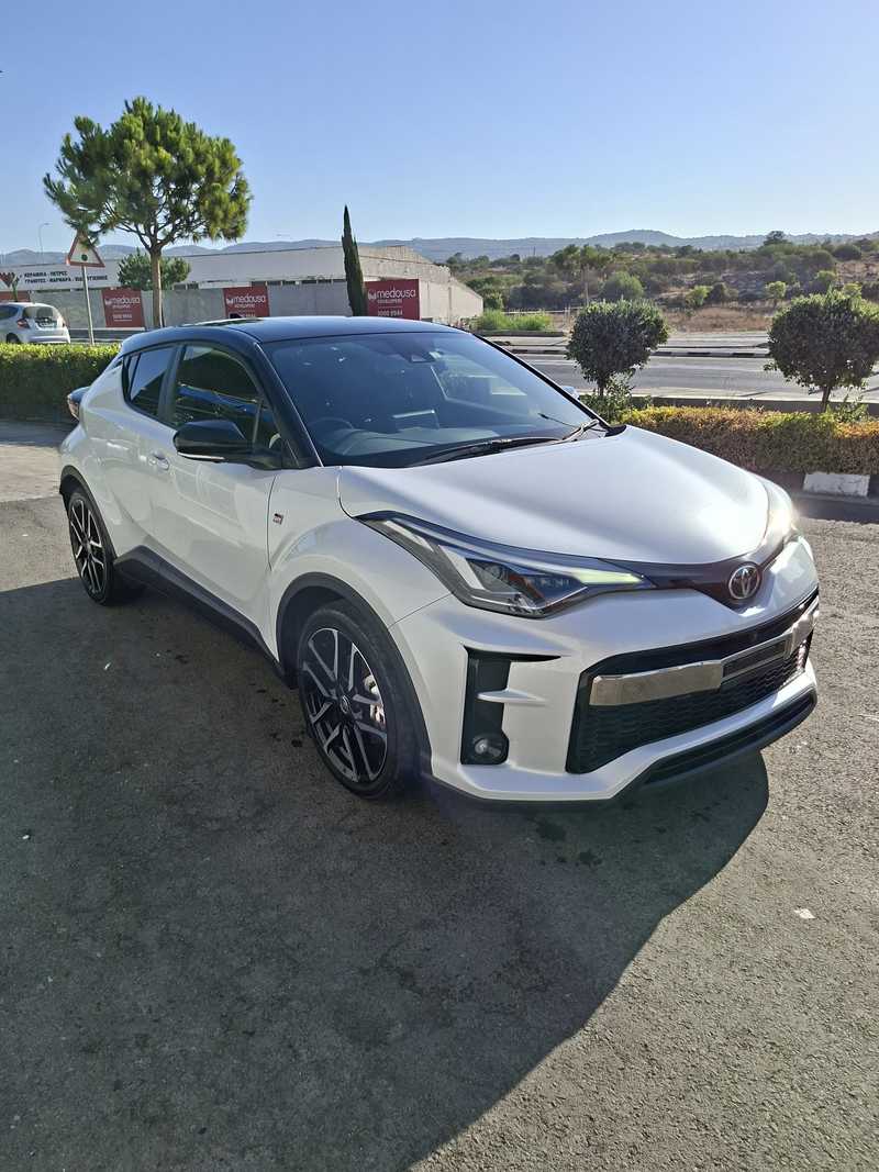 Toyota C-HR 1,8L 2023