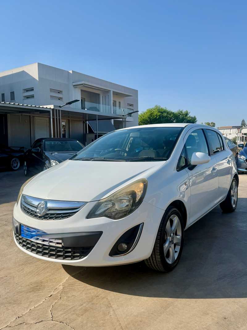 2013 Opel, Vauxhall Corsa 1,2L 2013 Cyprus