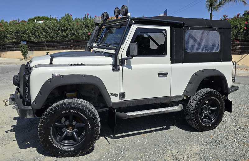 Land Rover Defender 2,5L 2001