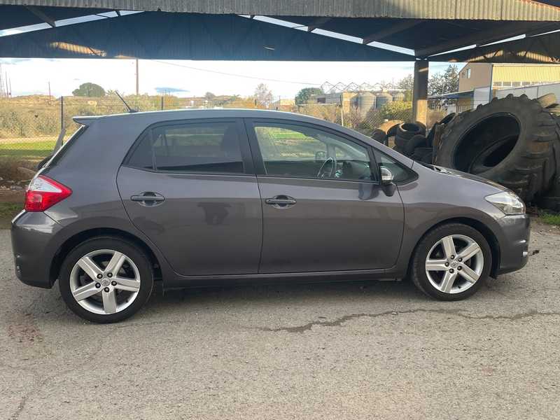 2011 Toyota Auris 1,6L 2011 Cyprus