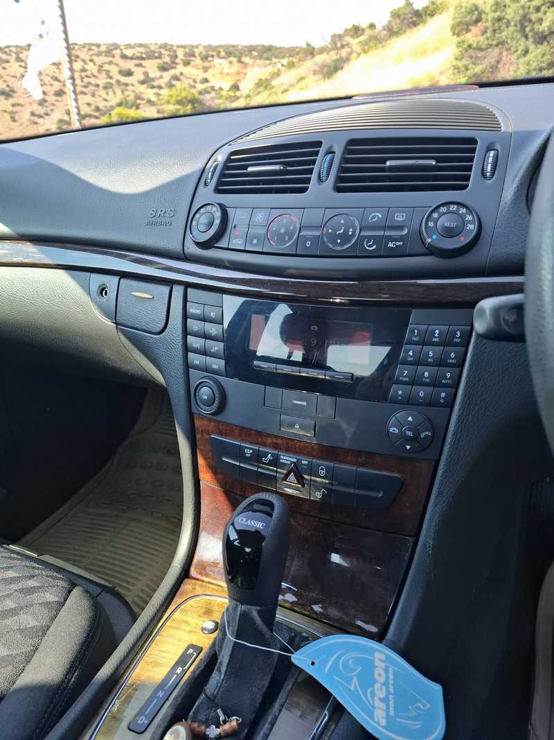 2002 Mercedes-Benz E-Class 2,6L 2002 Cyprus