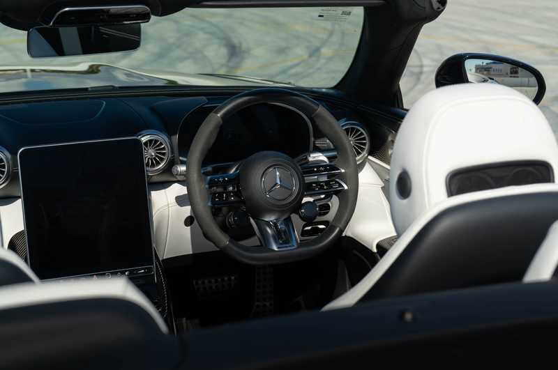 2024 Mercedes-Benz SL-Class 4,0L 2024 Cyprus