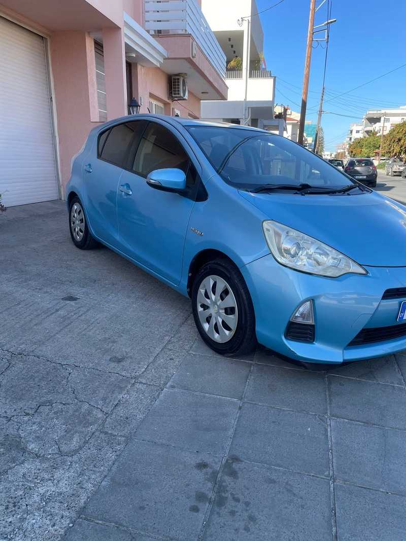 2012 Toyota Aqua 1,5L 2012 Cyprus