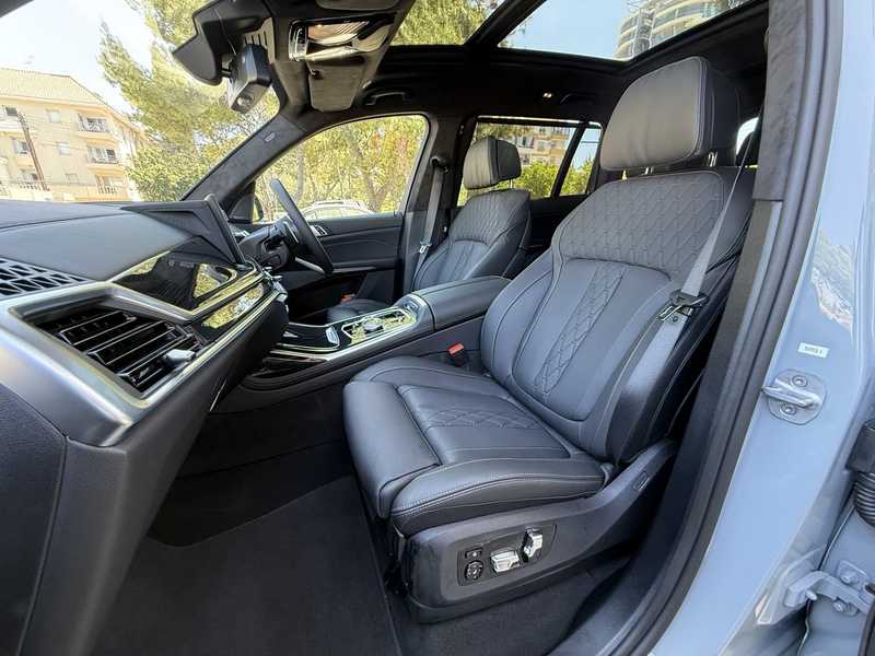 2025 BMW X7 3,0L 2025 Cyprus