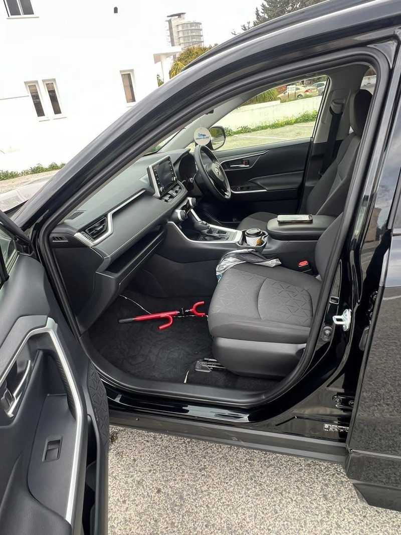 2021 Toyota RAV4 2,5L 2021 Cyprus