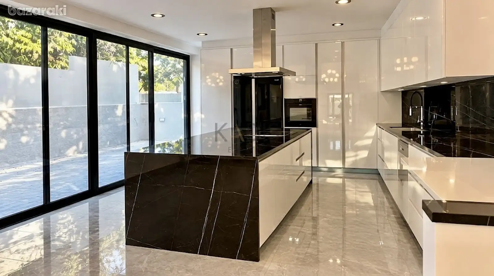 Villa, 4 bedrooms — 5