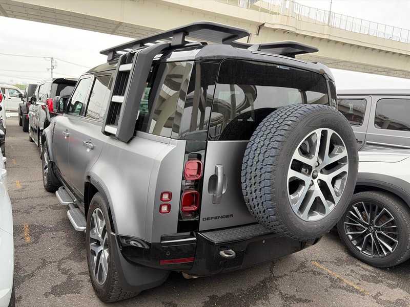 2023 Land Rover Defender 3,0L 2023 Cyprus