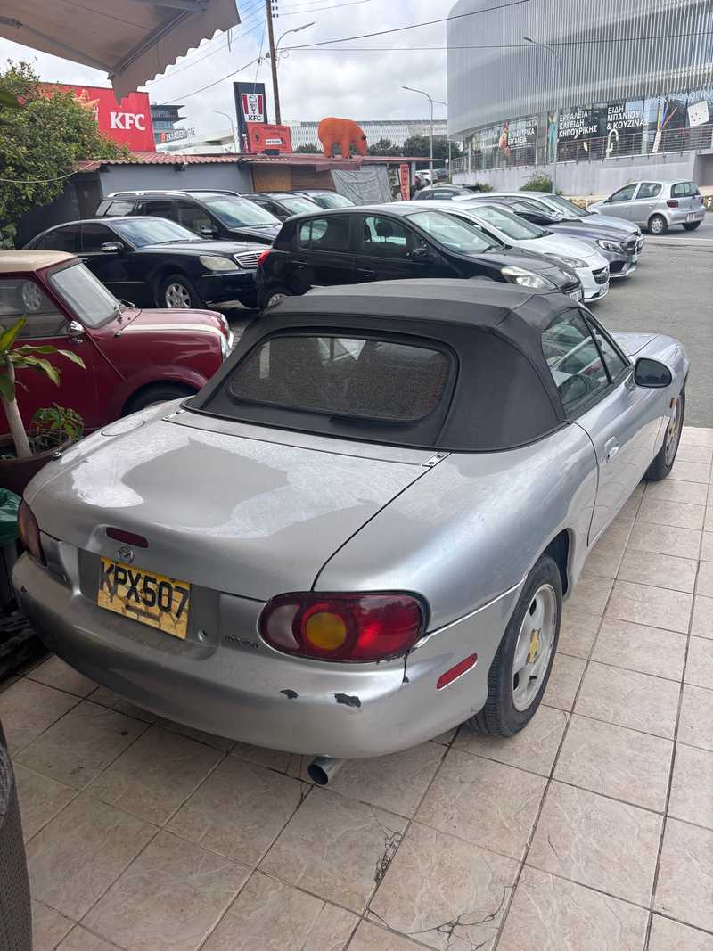 2004 Mazda MX5 1,6L 2004 Cyprus