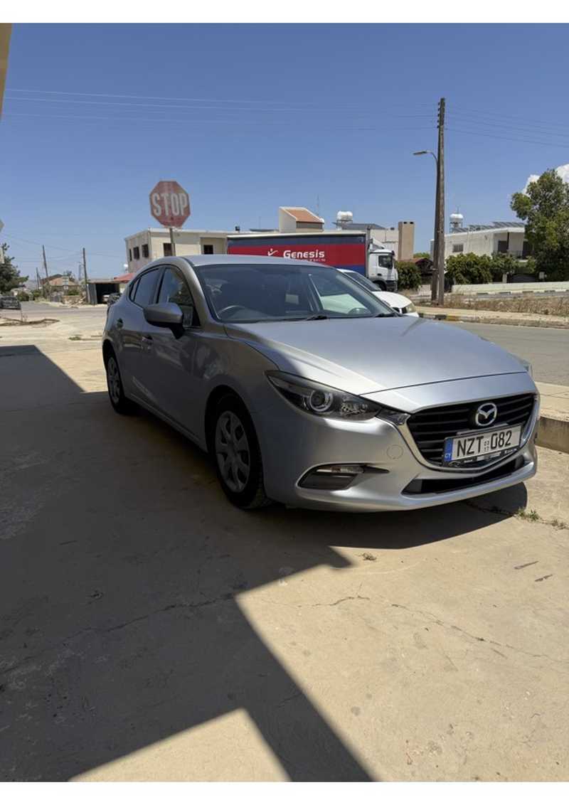 Mazda Axela 1,5L 2017