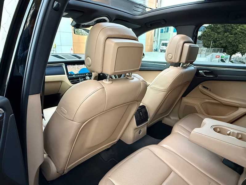 2019 Porsche Macan 2,0L 2019 Cyprus