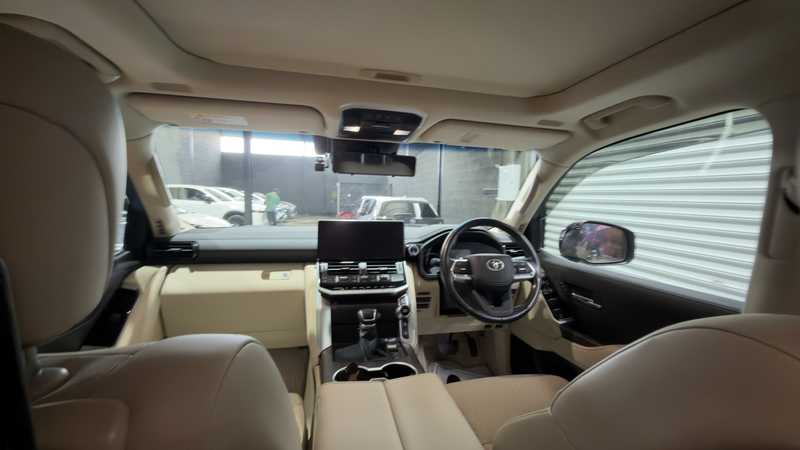 2023 Toyota Land Cruiser 300 3,3L 2023 Cyprus