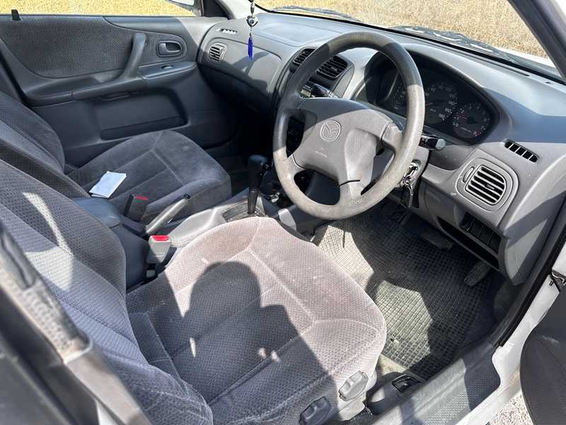 1999 Mazda Familia 1,5L 1999 Cyprus