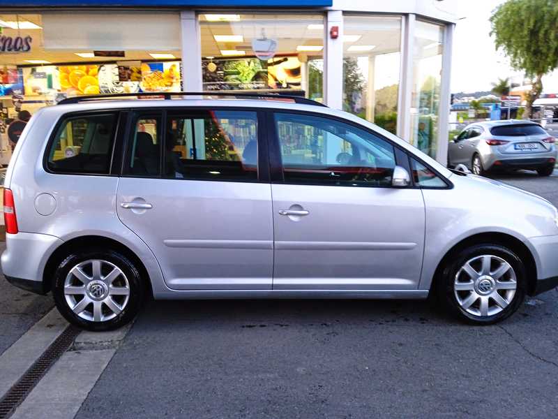 2004 Volkswagen Touran 1,6L 2004 Cyprus