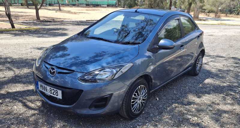 Mazda Demio 1,3L 2014