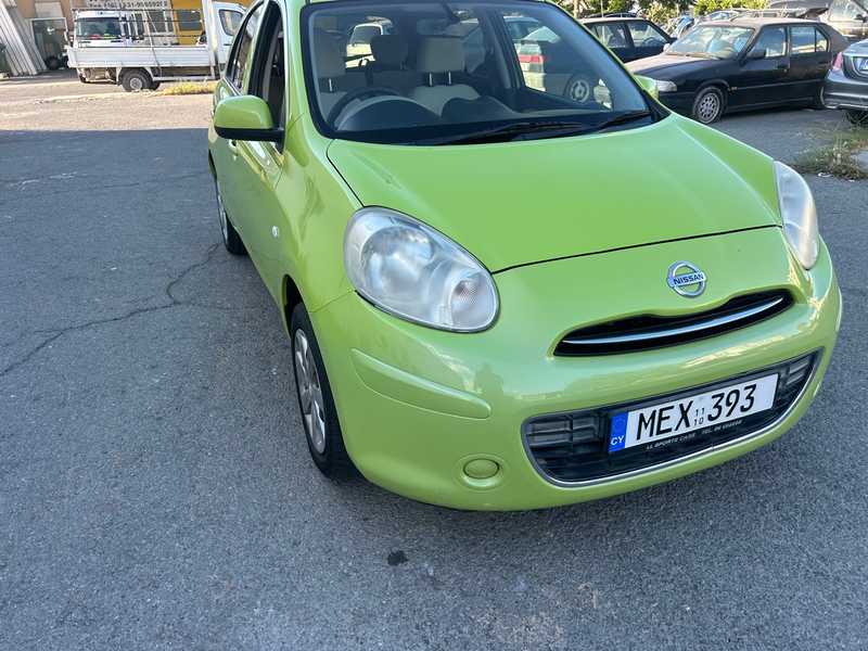 Nissan March 1,2L 2011