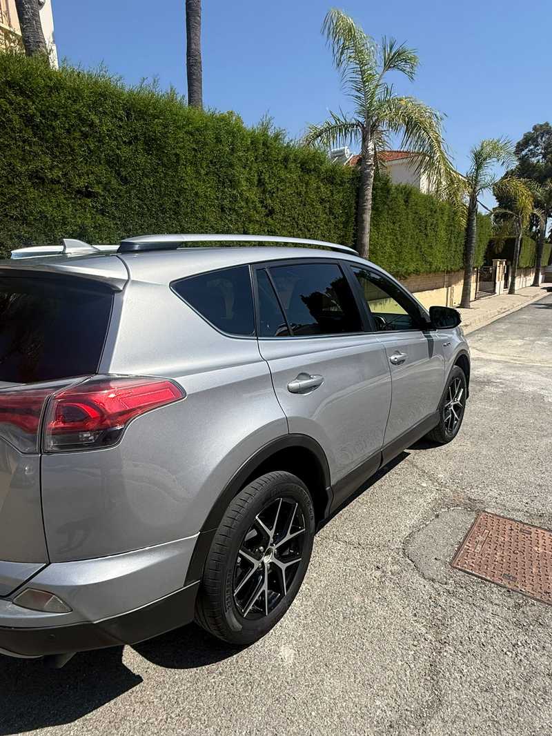 2017 Toyota RAV4 2,5L 2017 Cyprus