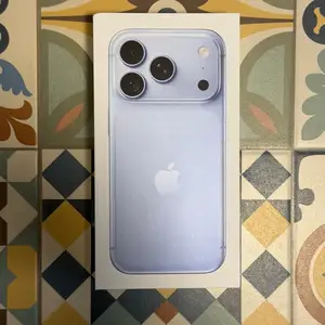 Apple iphone 18 pro 256gb glacier brand new with 2 years warranty and receipt, Nicosia — Nicosia - Ag. Antonios