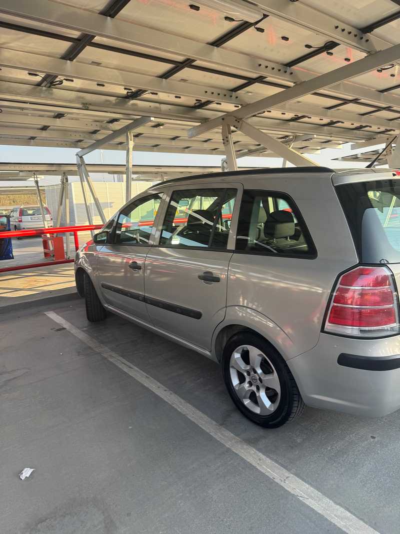 2008 Opel, Vauxhall Zafira 1,6L 2008 Cyprus