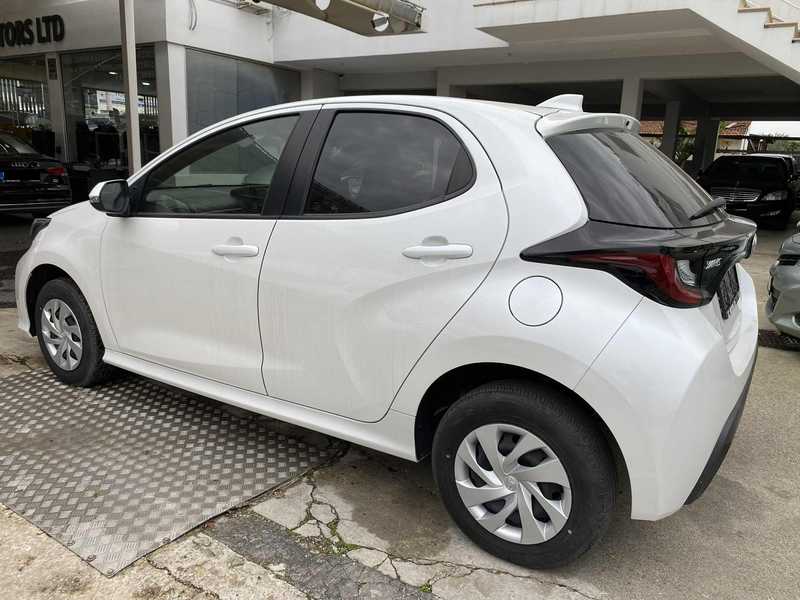 2022 Toyota Yaris 1,5L 2022 Cyprus
