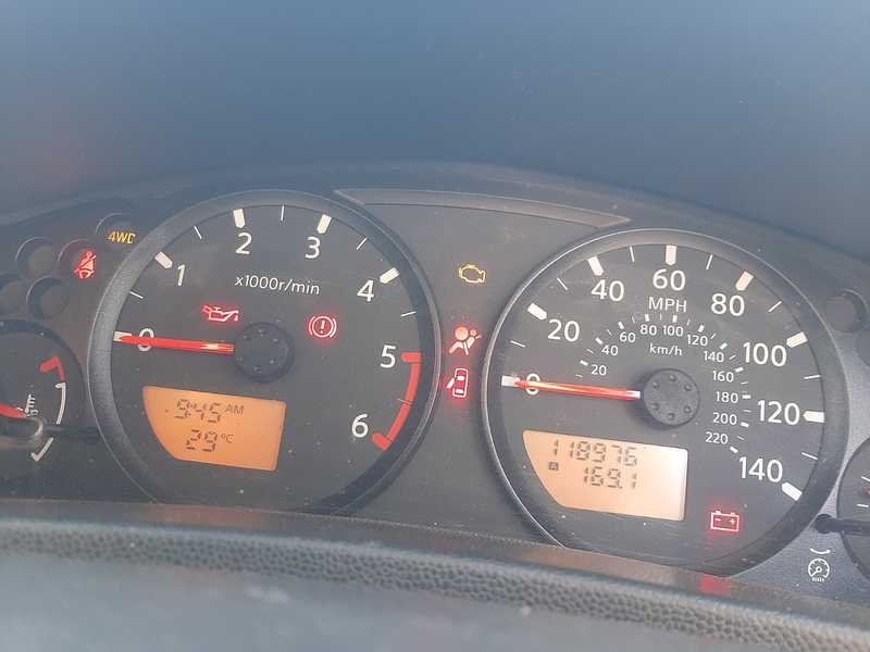 2009 Nissan Navara 2,5L 2009 Cyprus