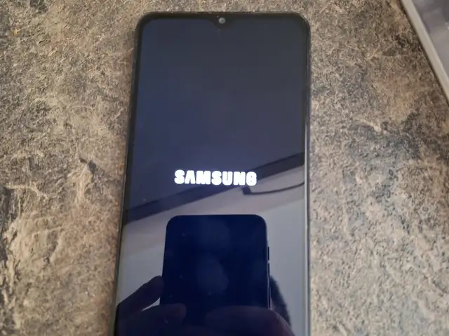 Samsung galaxy A12, Επαρχία Λάρνακας — Κίτι