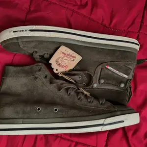 Diesel Exposure suede high top 44 NEW, Paphos — Paphos - Agios Theodoros
