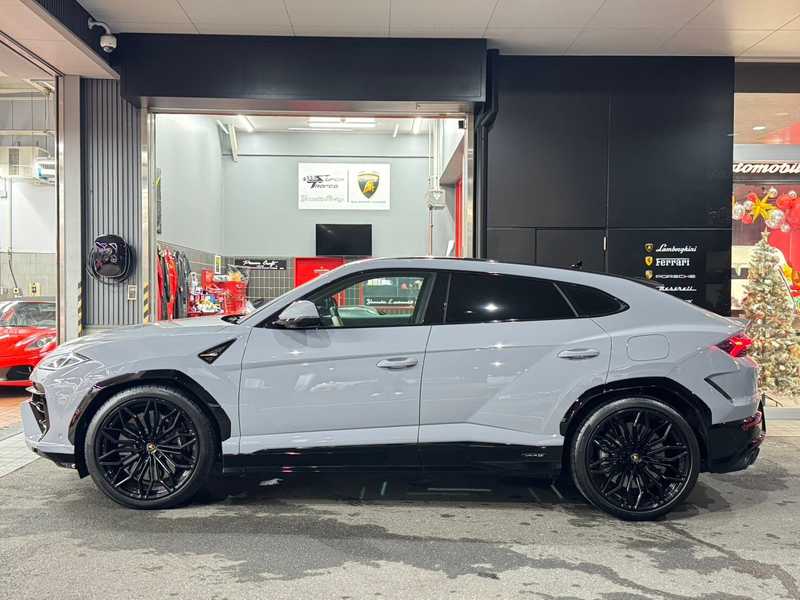 2025 Lamborghini Urus 4,0L 2025 Cyprus