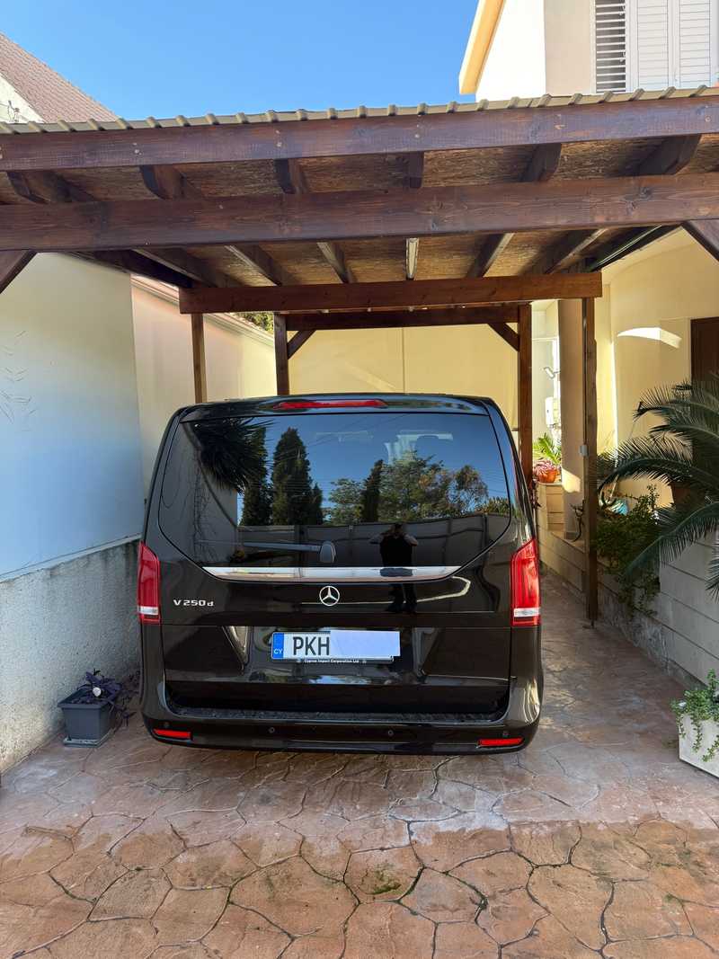 2022 Mercedes-Benz V-Class 2,5L 2022 Cyprus